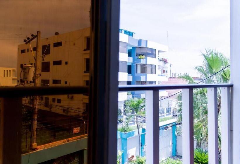 4인용 스탠다드 룸, Hostal Antares