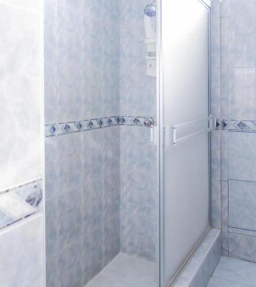 4인용 스탠다드 룸, Hostal Antares