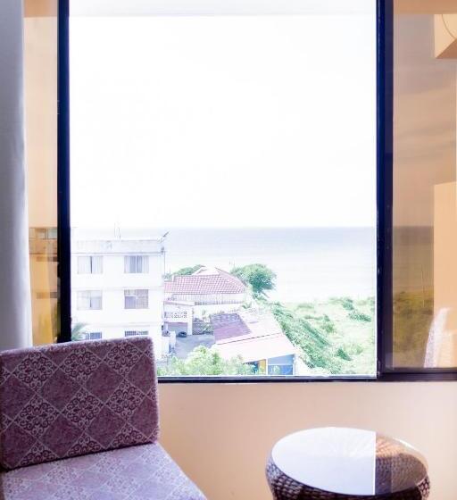 디럭스 룸, Hostal Antares