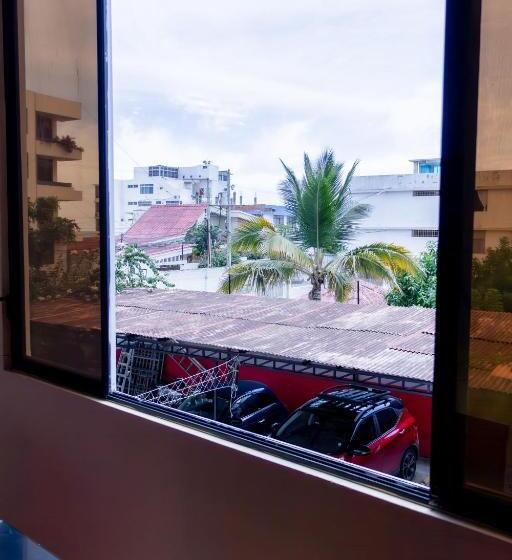 디럭스 룸, Hostal Antares