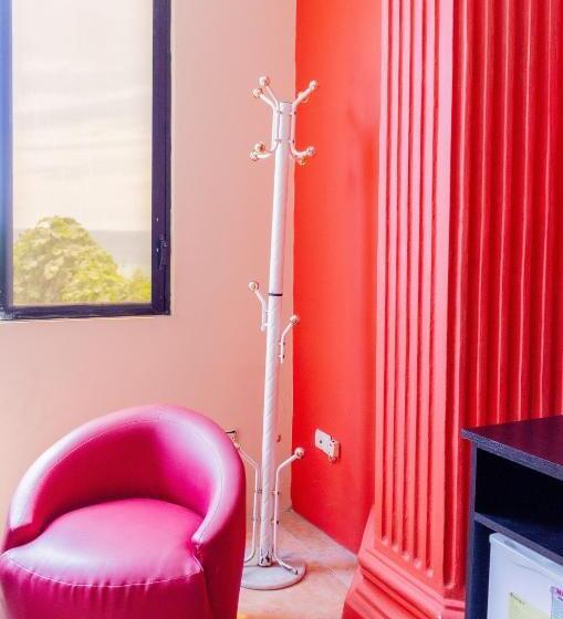 Номер Deluxe, Hostal Antares