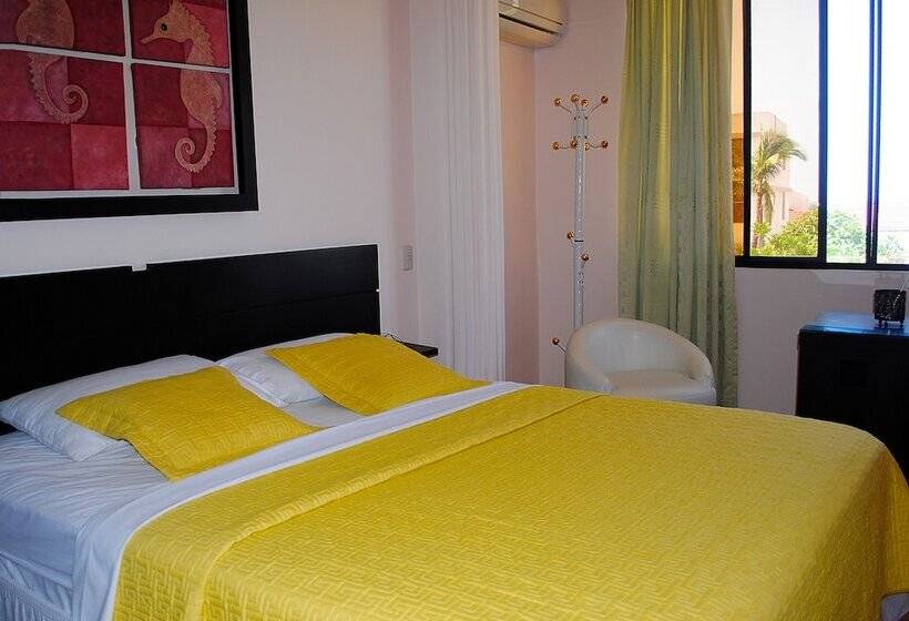 디럭스 룸, Hostal Antares