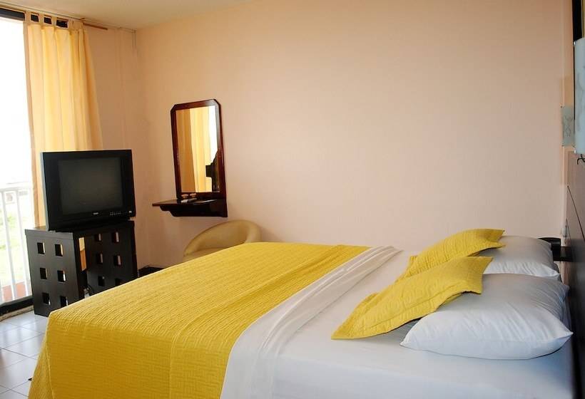 디럭스 룸, Hostal Antares