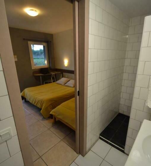 スタンダードトリプルルーム, Hôtel Ecochic   Mont De Marsan   Grand Moun