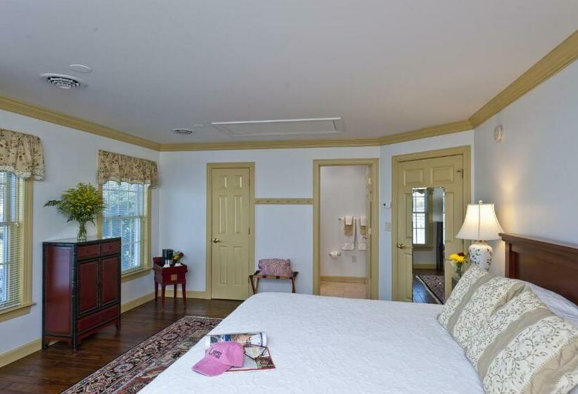חדר סטנדרט עם מיטת קינג, Inn At Osprey Point