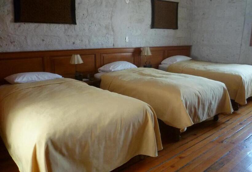 スタンダード4人部屋, La Casa De Melgar