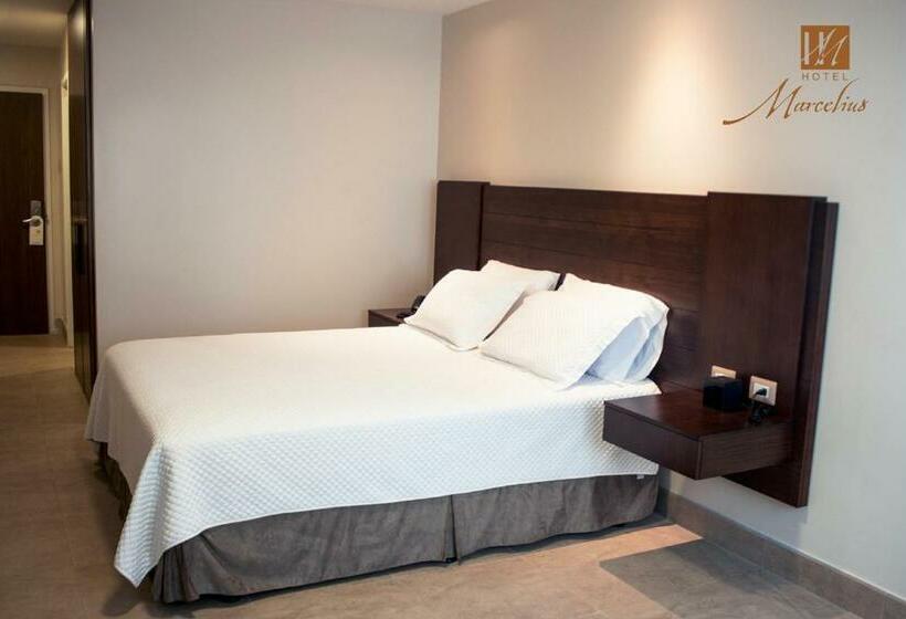 اتاق لوکس یک تخته, Marcelius