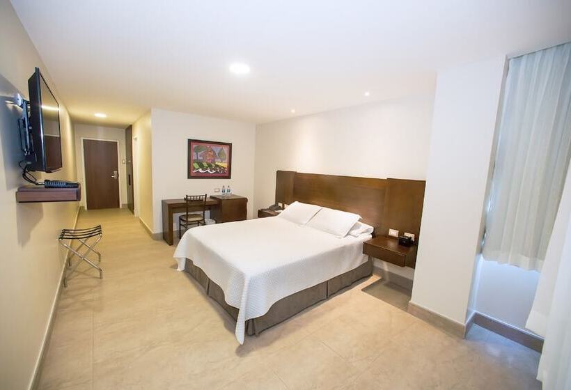 اتاق لوکس, Marcelius