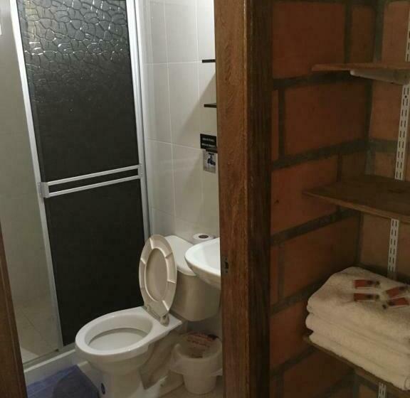 חדר סטנדרט לארבעה, Pizzeria Opera Tolú