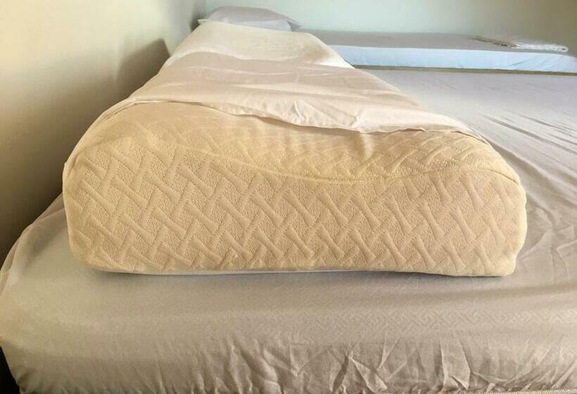 חדר סטנדרט לשלושה עם מרפסת, Pizzeria Opera Tolú