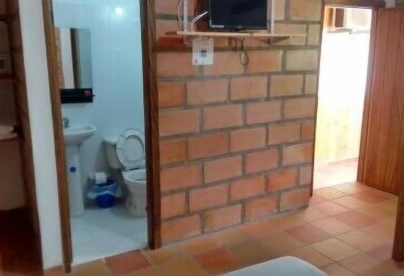 חדר סטנדרט לארבעה, Pizzeria Opera Tolú