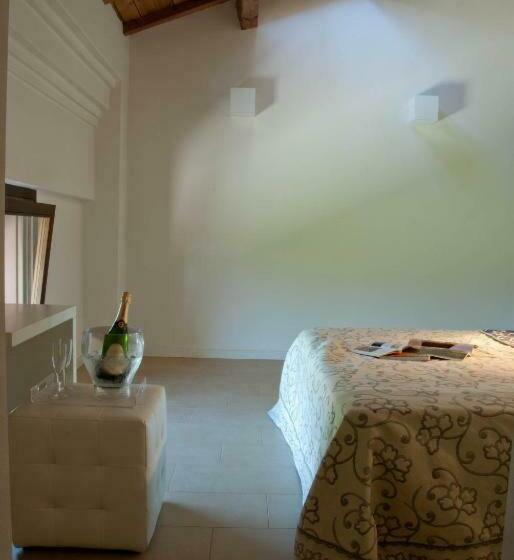 اتاق سوپریور سه تخته, Principessa Pio