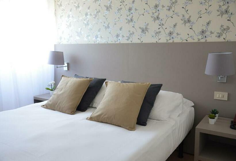 Номер Стандарт Вид на Сад, Renania