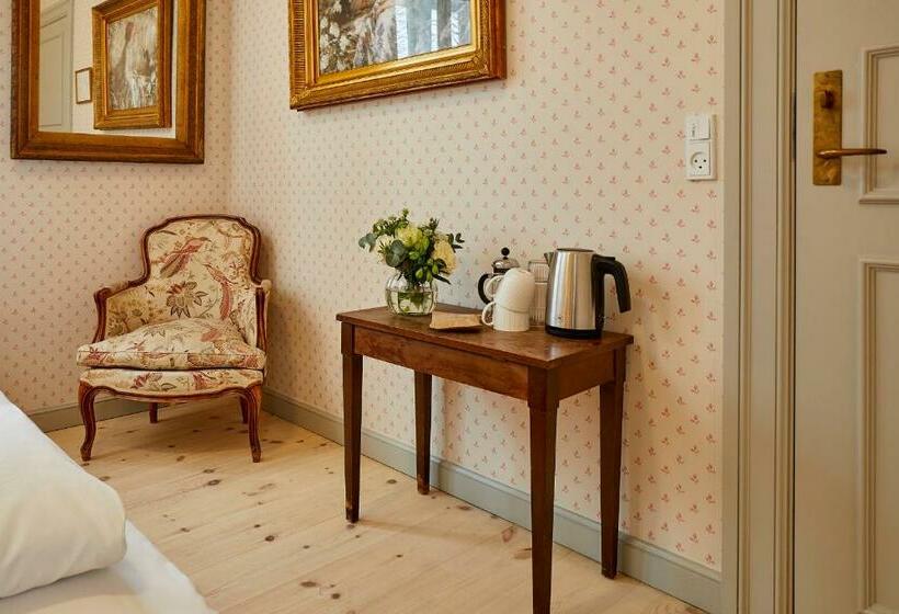 Номер Стандарт, Schackenborg Slotskro