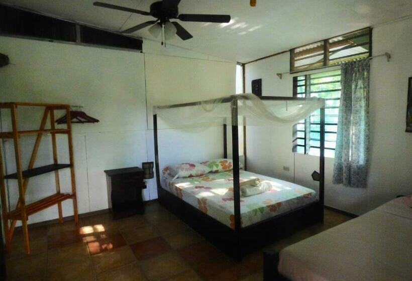 标准三人间, Cabinas Del Mar