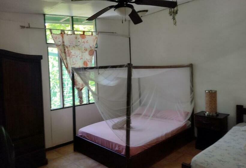 标准三人间, Cabinas Del Mar