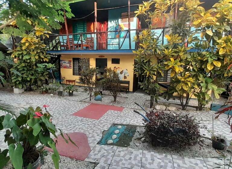 标准三人间, Cabinas Del Mar