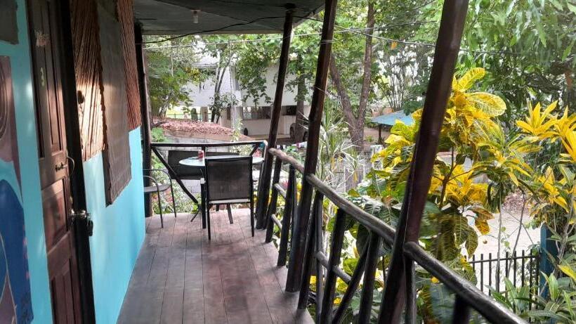 标准三人间, Cabinas Del Mar