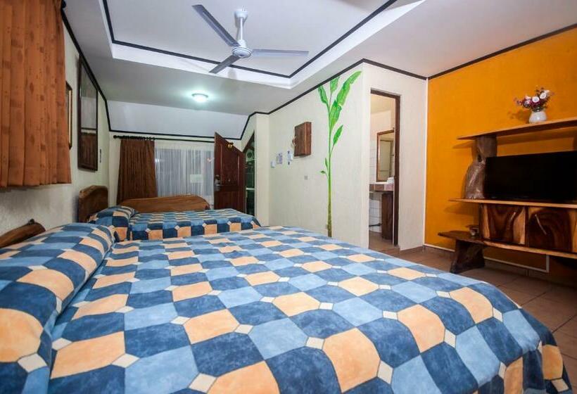 标准间, Cadillac Rock Beach