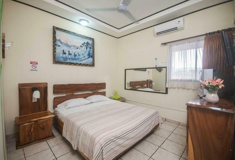 标准间, Cadillac Rock Beach