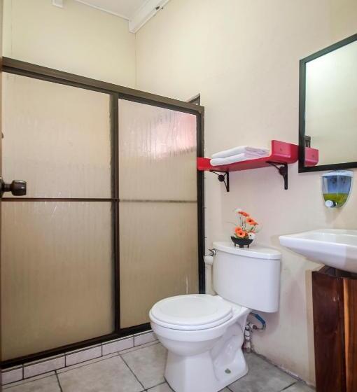 标准间, Cadillac Rock Beach