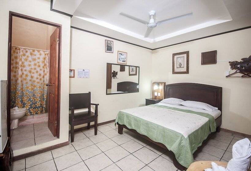 标准间, Cadillac Rock Beach