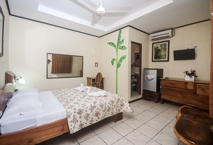 标准间, Cadillac Rock Beach