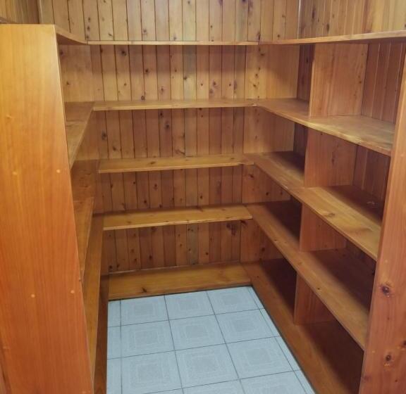 إستوديو ديلوكس, Monte Campana Escazu