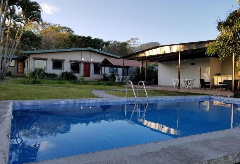 منزل 4 غرف نوم, Monte Campana Escazu