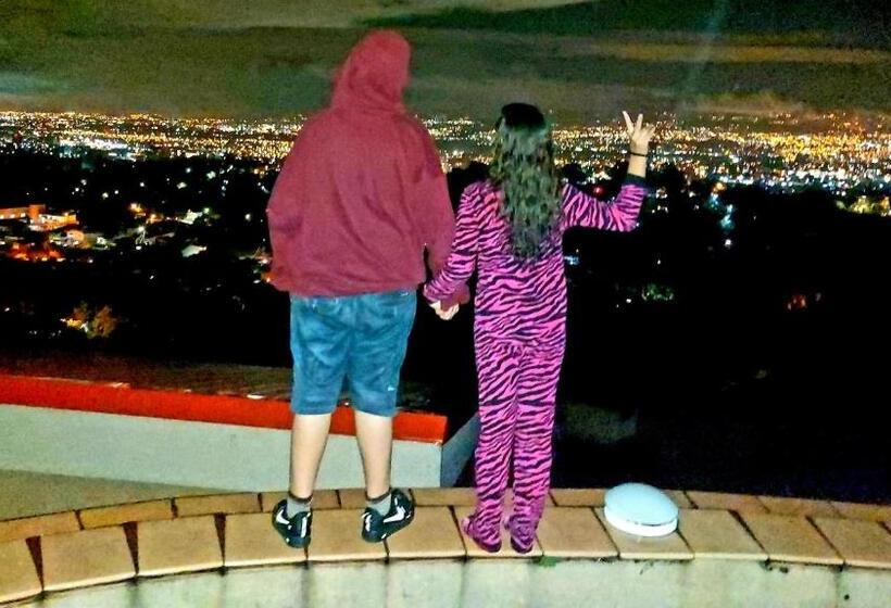 منزل غرفة نوم واحدة, Monte Campana Escazu