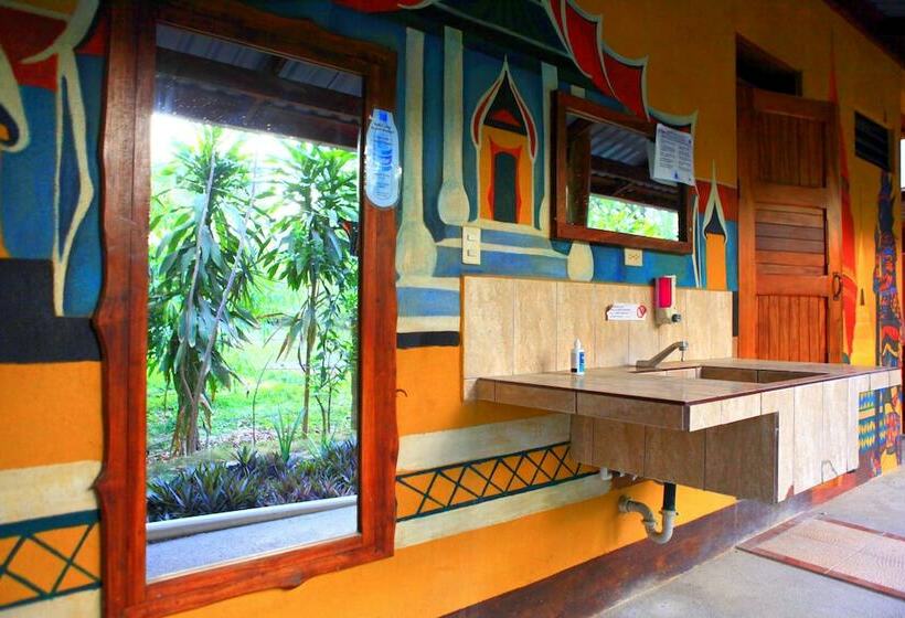 اتاق استاندارد با سرویس بهداشتی مشترک, Casa Zen