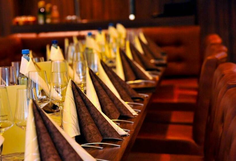 Номер Стандарт Индивидуальный, Centrale Hotel Und Restaurant