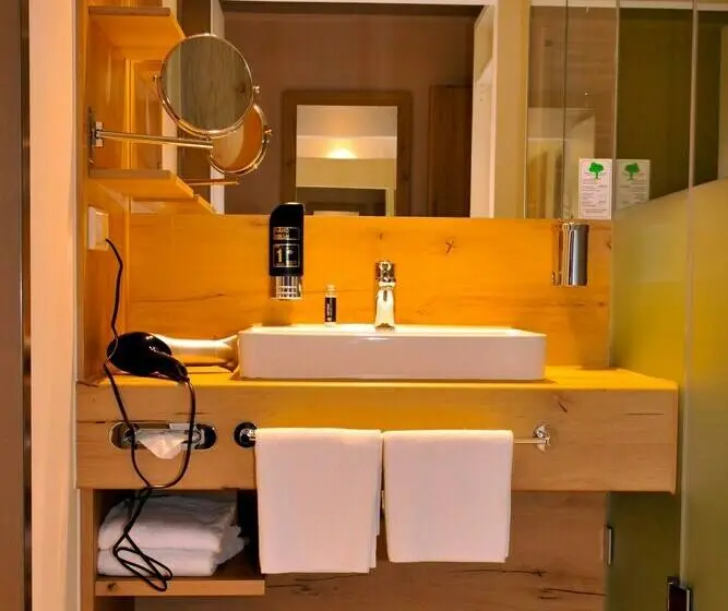 ビジネスルーム, Centrale Hotel Und Restaurant