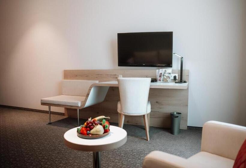 Номер бизнес-класса, Centrale Hotel Und Restaurant