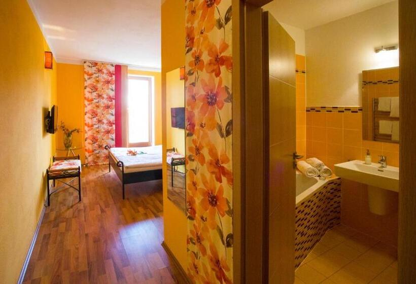 クラシックルーム, Design Hotel Romantick