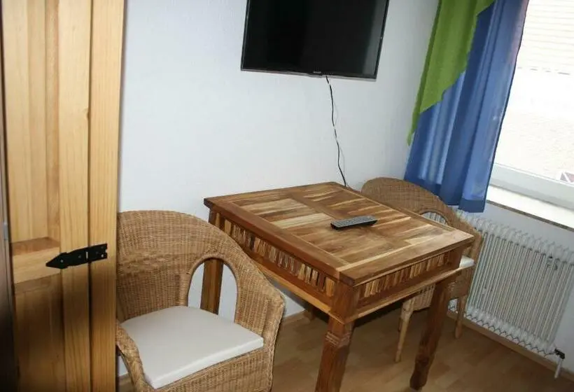 Standard Yhden Hengen Huone, Apartmenthaus Seestern
