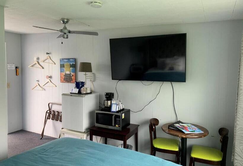 レイクビュースタンダードルーム, Beachfront Inn