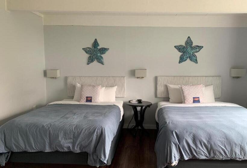 ファミリールーム, Beachfront Inn