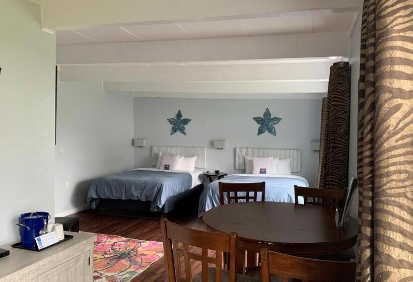 ファミリールーム, Beachfront Inn