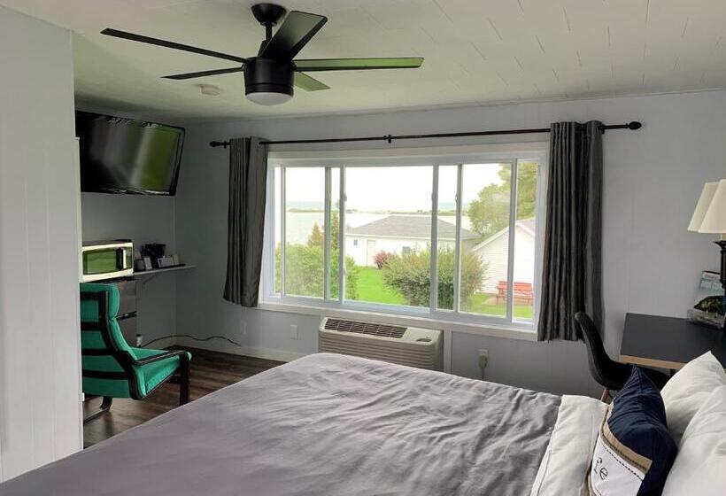 キングサイズベッドのスーペリアルーム, Beachfront Inn