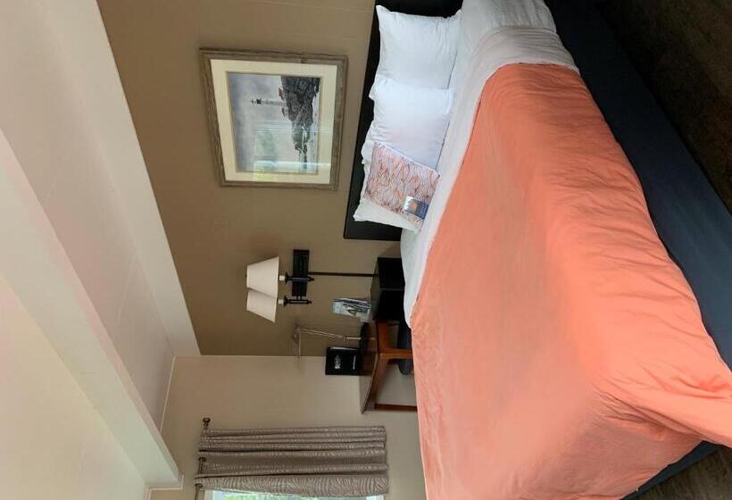 キングサイズベッドのスタンダードルーム, Beachfront Inn