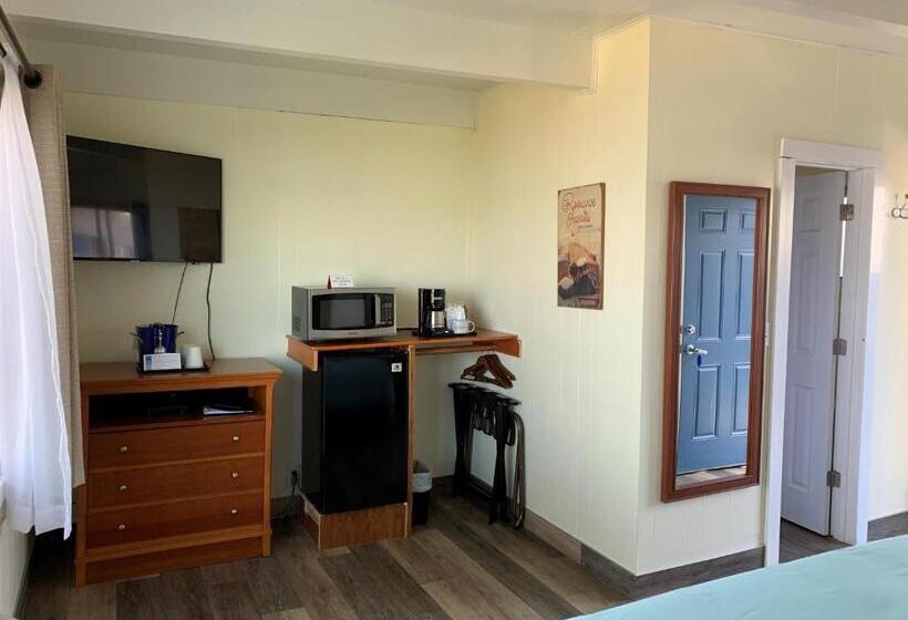 キングサイズベッドのスタンダードルーム, Beachfront Inn