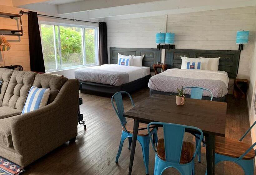 ファミリールーム, Beachfront Inn