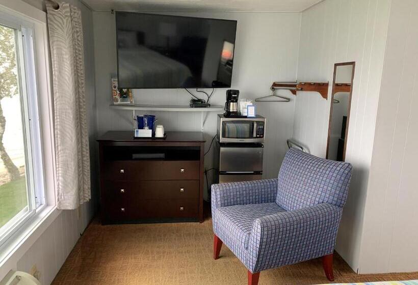 キングサイズベッドのスタンダードルーム, Beachfront Inn