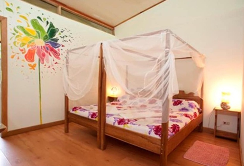 חדר דלוקס נוף לגינה, Blue Conga