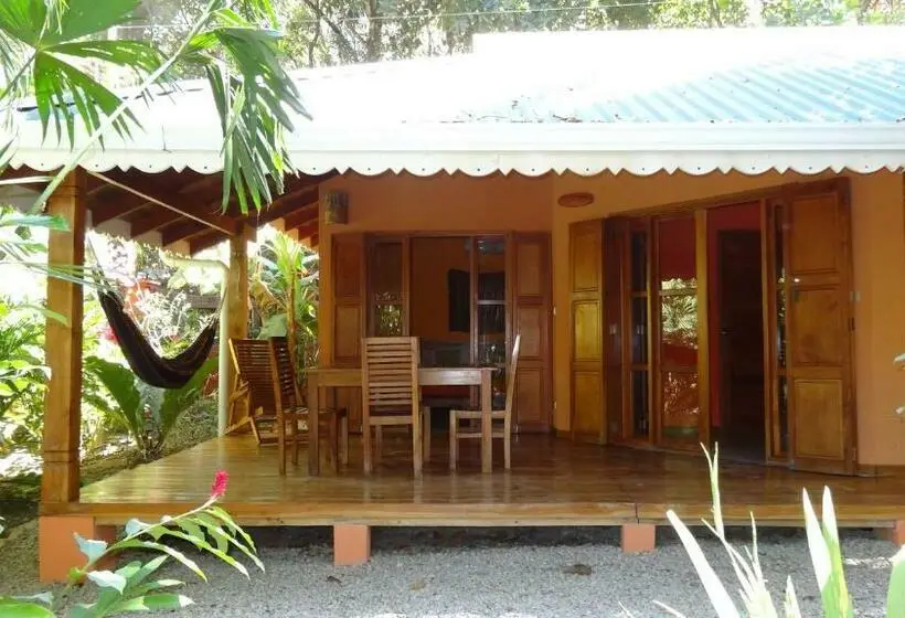 Standard-bungalow 2 Makuuhuonetta, El Pequeño Gecko Verde