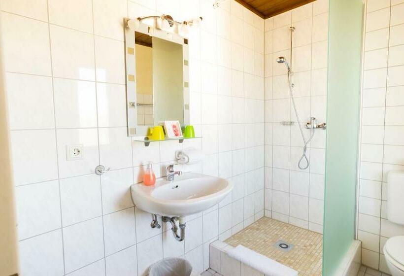 Номер Стандартный Кровать Куин, Gasthof Rose