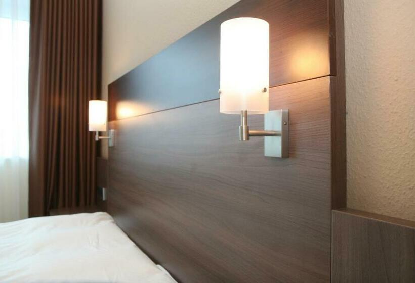 Полулюкс, Germania