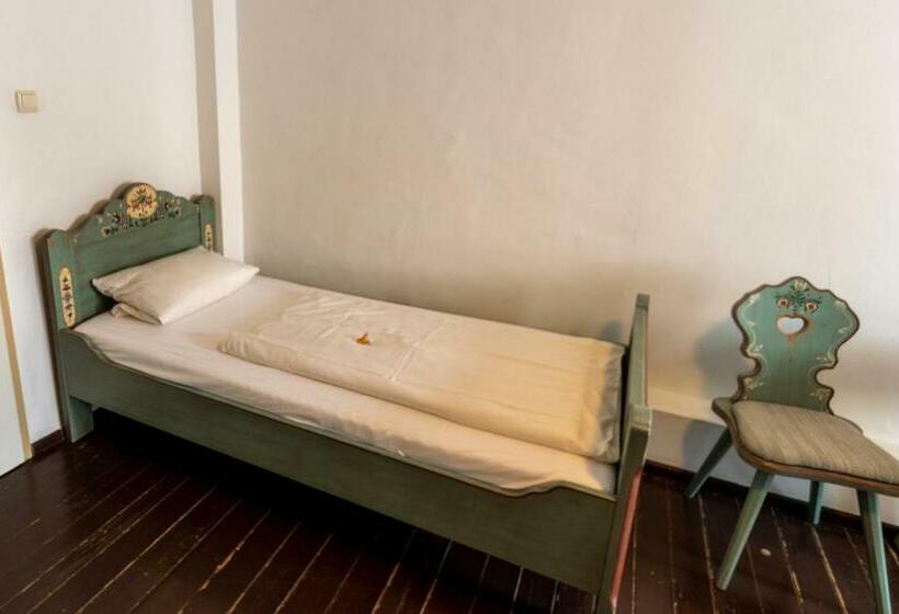 חדר סטנדרט לשלושה, Gästehaus Am Weißen Turm