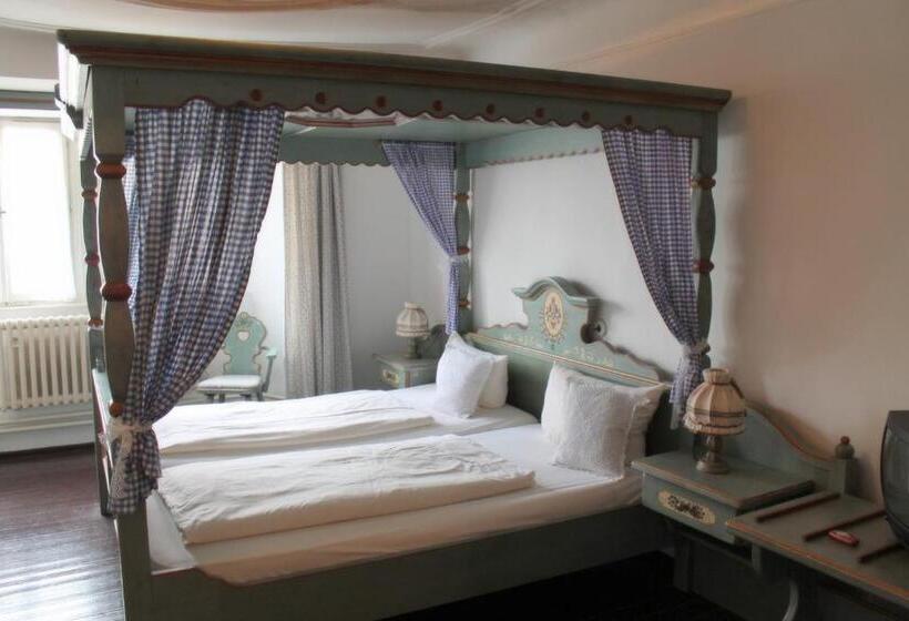 חדר סטנדרט לשלושה, Gästehaus Am Weißen Turm